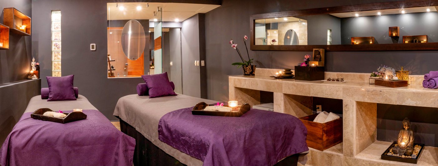 Massage room at the spa of the hotel Grand Oasis Palm.