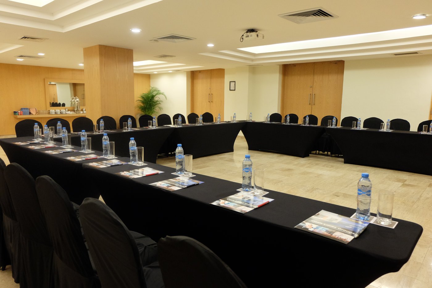 Meeting room for an event at the hotel Grand Oasis Palm.