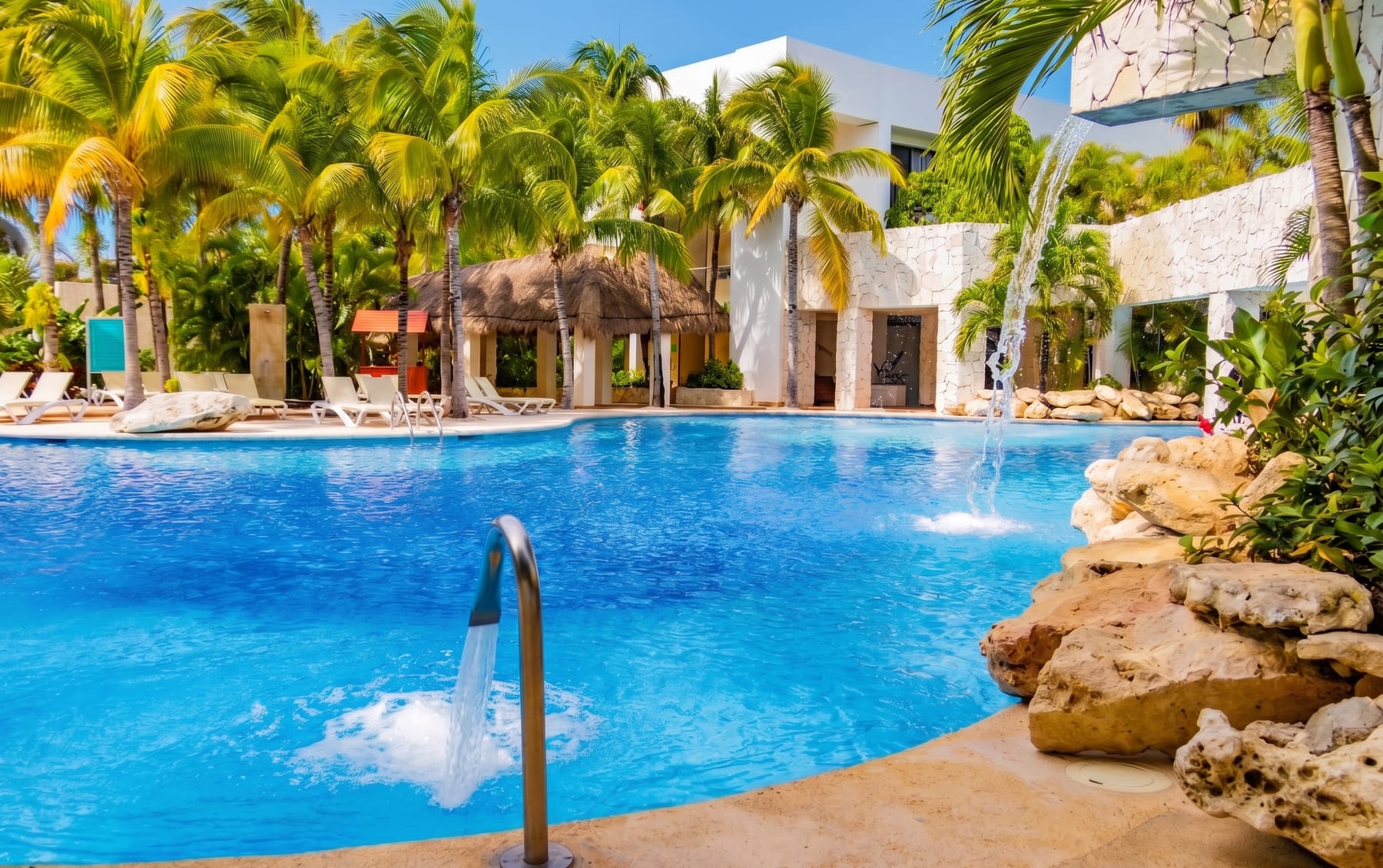 Pool at The Sens Riviera (6)