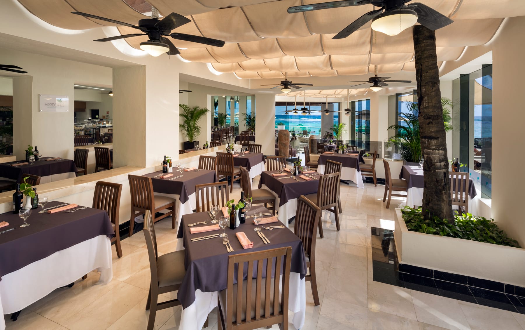 Restaurants and bars at The Sens Riviera (1)