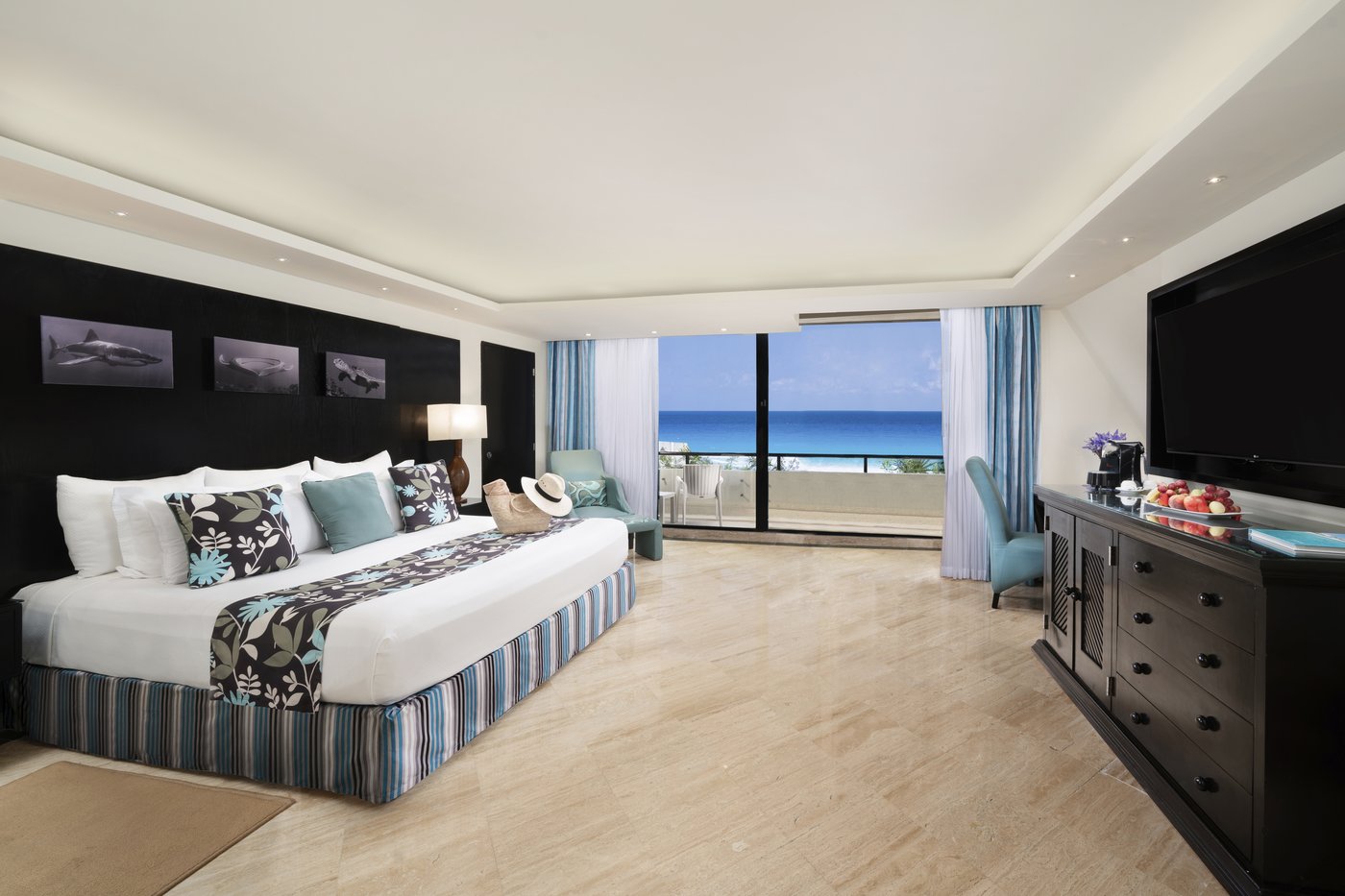 Galeria: Suite com vista para o mar desde el varanda do hotel The Pyramid Cancun.