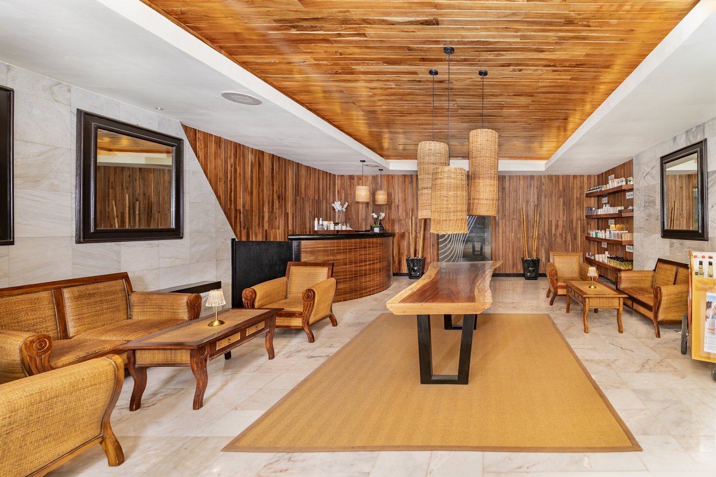 Galeria: Recepción do spa do hotel The Pyramid Cancun.