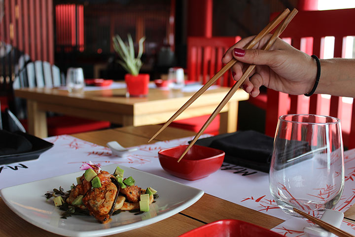 Tempura de pescado al "tikin-xic" servido en el Restaurante Maki Taco no Hotel The Pyramid at Gra