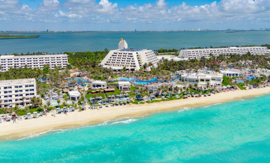 The Grand Oasis Cancun