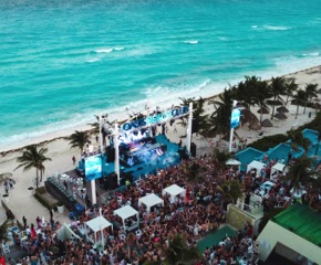 Versatile large-scale venues